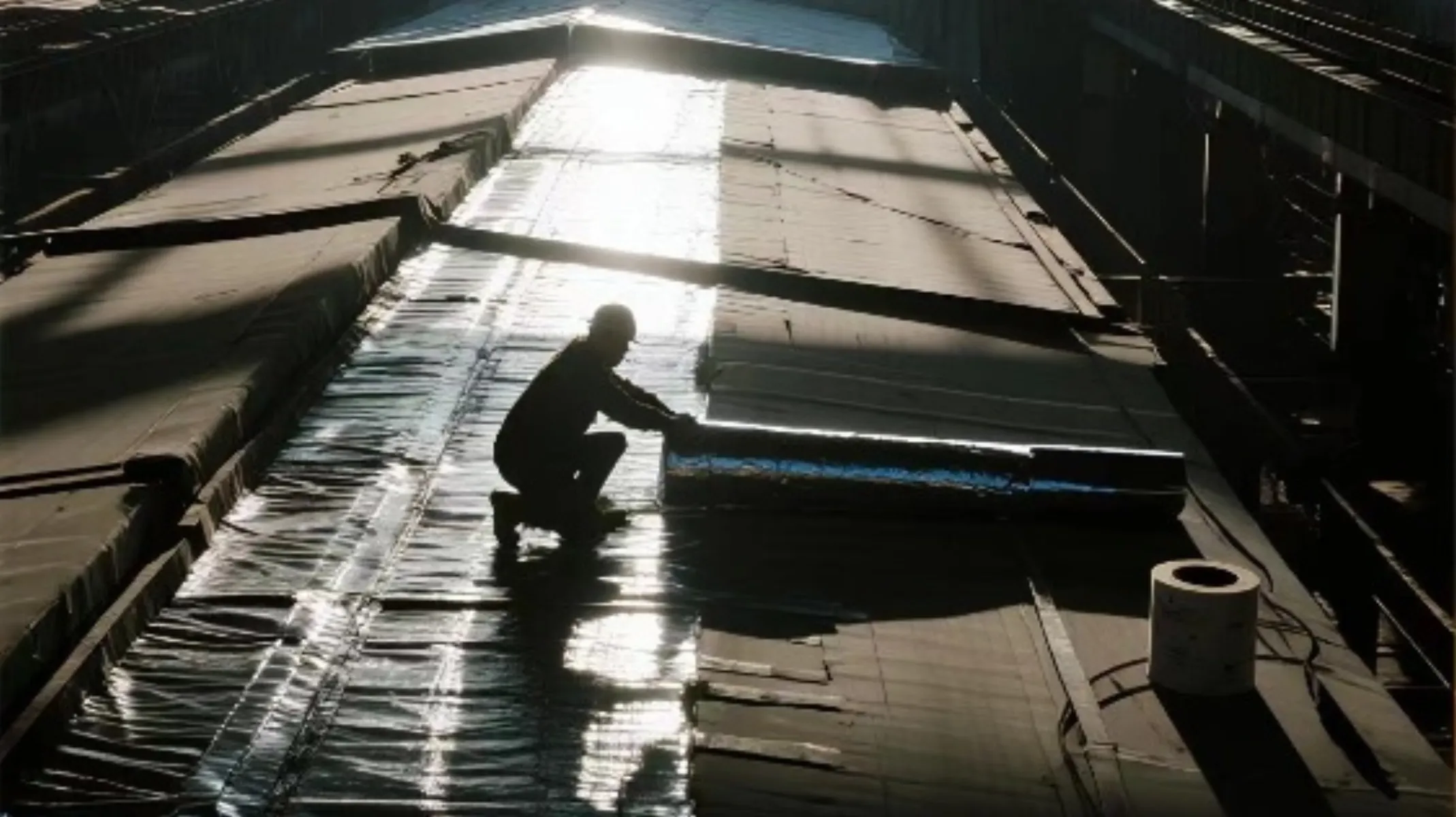 Roof insulation with aluminum foil fiberglass fabric
